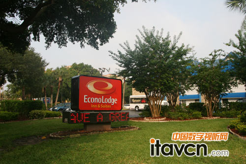 Їҕ WסƵĘ Econolodge=Ecnomic+Knowledge